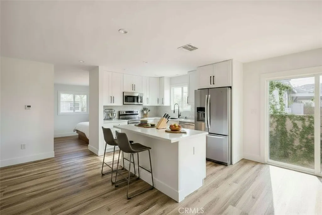 4814 Hedda, Lakewood, California 90712 home-pic-19